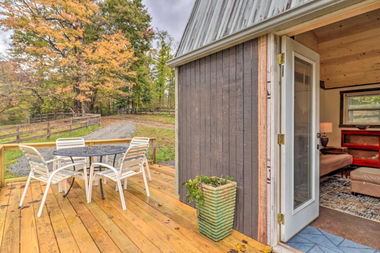 Rustic Hendersonville Farm Studio With Private Deck エクステリア 写真